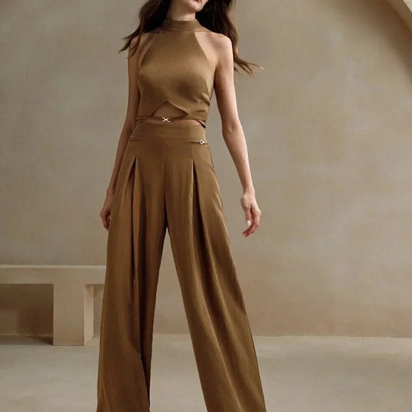 Khaki Sexy Women's Minimalist Style Chain Decor Sleeveless Top And Wide-Leg Pant - Picture 5 of 7